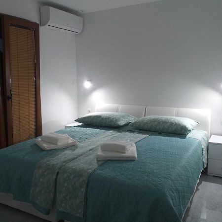 Guest House Bocac Sali Zewnętrze zdjęcie