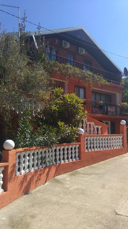 Guest House Bocac Sali Zewnętrze zdjęcie
