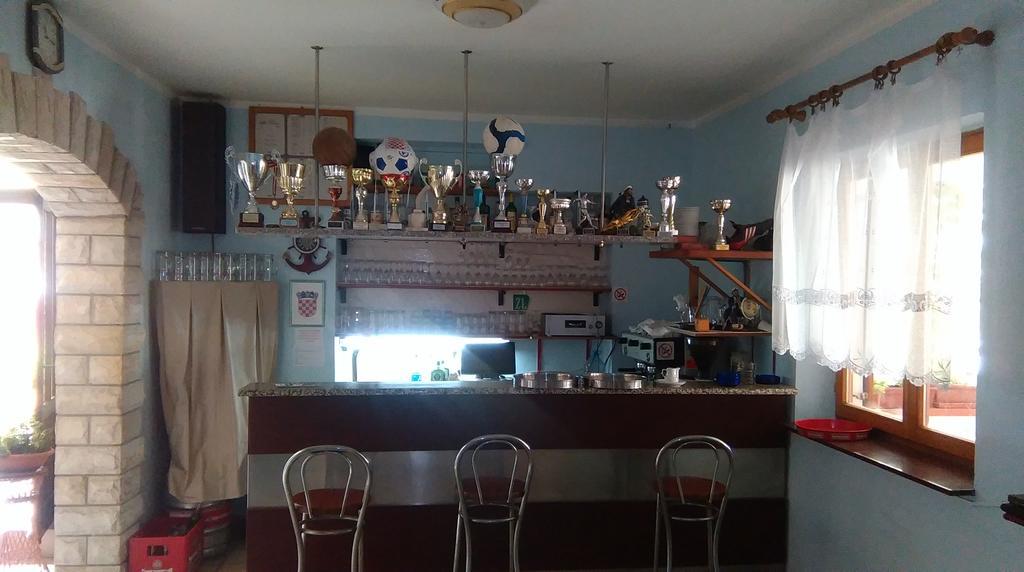 Guest House Bocac Sali Zewnętrze zdjęcie